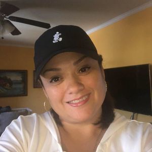 Meet your Posher, Sonia